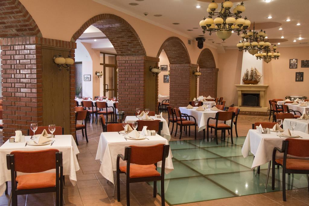 Caro Hotel 4*